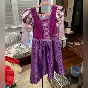 Disney Store Rapunzel (Tangled) Costume for Girls - Size: 5/6 years